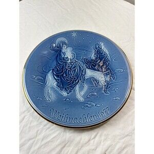 Vintage Henrich Christmas Flight to Egypt Porcelian 1977 Weihnachfen 11” Plate